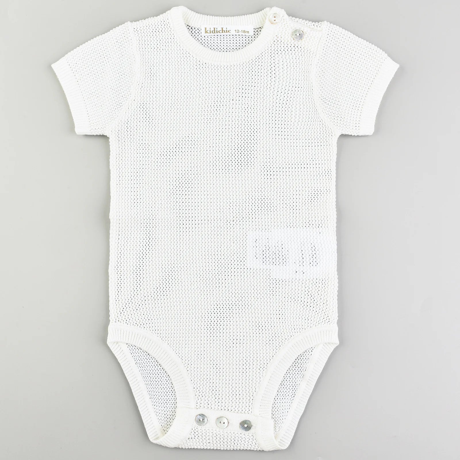 בגד גוף עם חורים - לבן 24-30