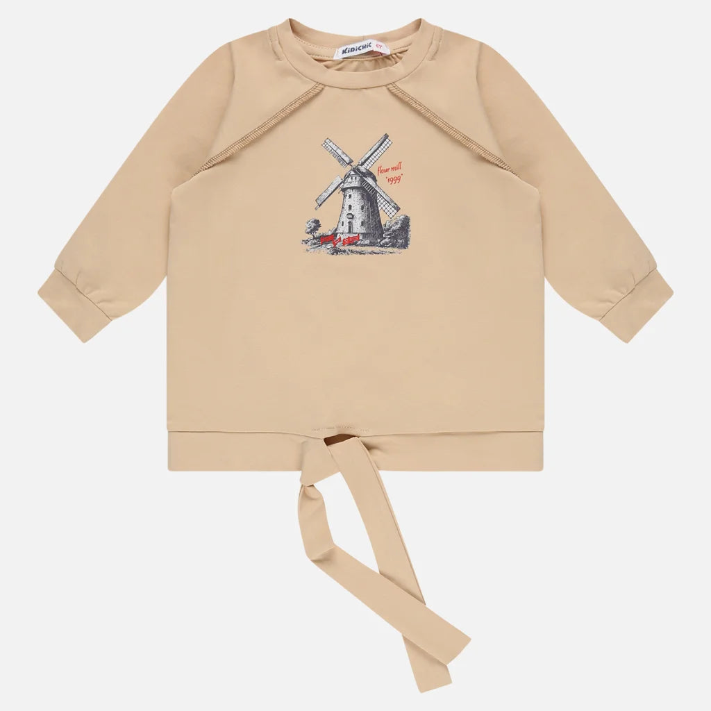 חולצה עם הדפס  - בז׳ 18