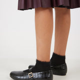 נעלי בובה בטקסטורת קרוקו - שחור