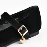 נעלי בובה עם תליון - שחור