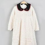 שמלת תחרה עם צווארון רקמה - שמנת