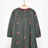 שמלה עם רקמת דובדבנים - ירוק