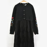 שמלת קפלים בשילוב קרדיגן סריג - שחור