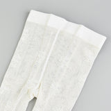 גרביון עם דוגמת פרחים - שמנת