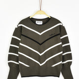 סוודר פסים בגזרת עטלף - זית