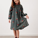 שמלה עם רקמת דובדבנים - ירוק