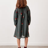 שמלה עם רקמת דובדבנים - ירוק