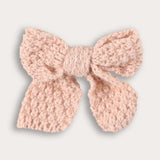 סיכת פפיון סרוג - ורוד