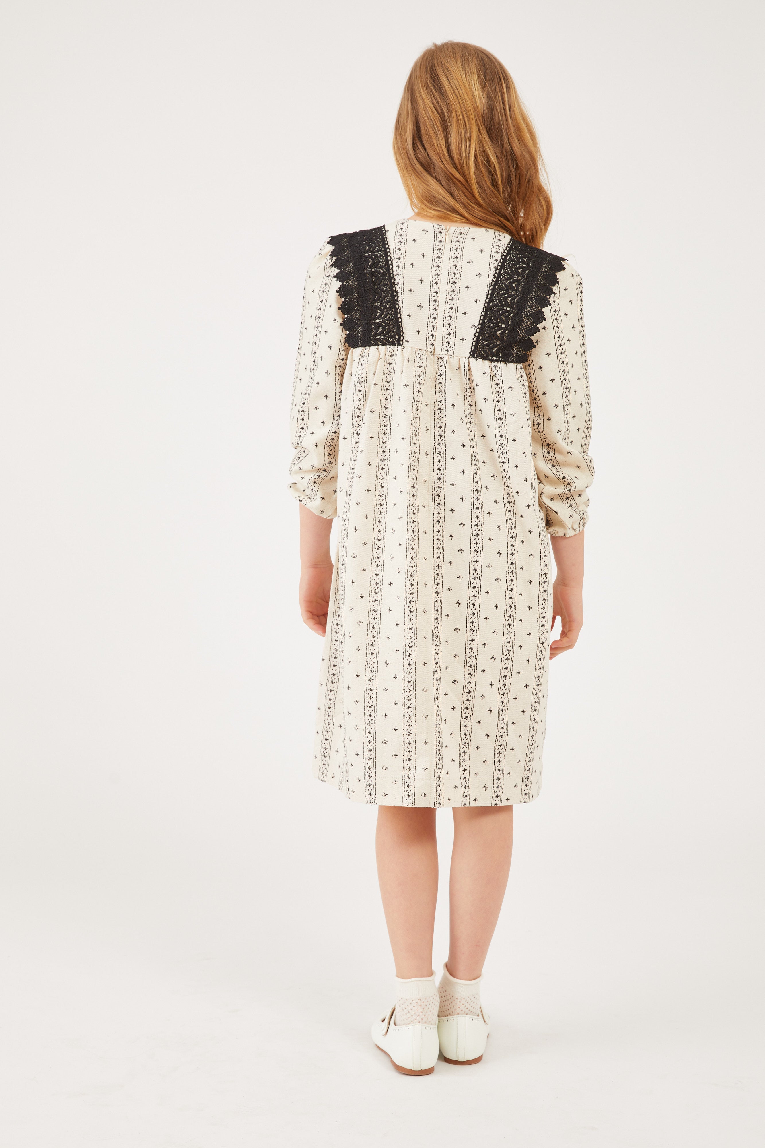 שמלה מודפסת מלמלות  - black/stone 10