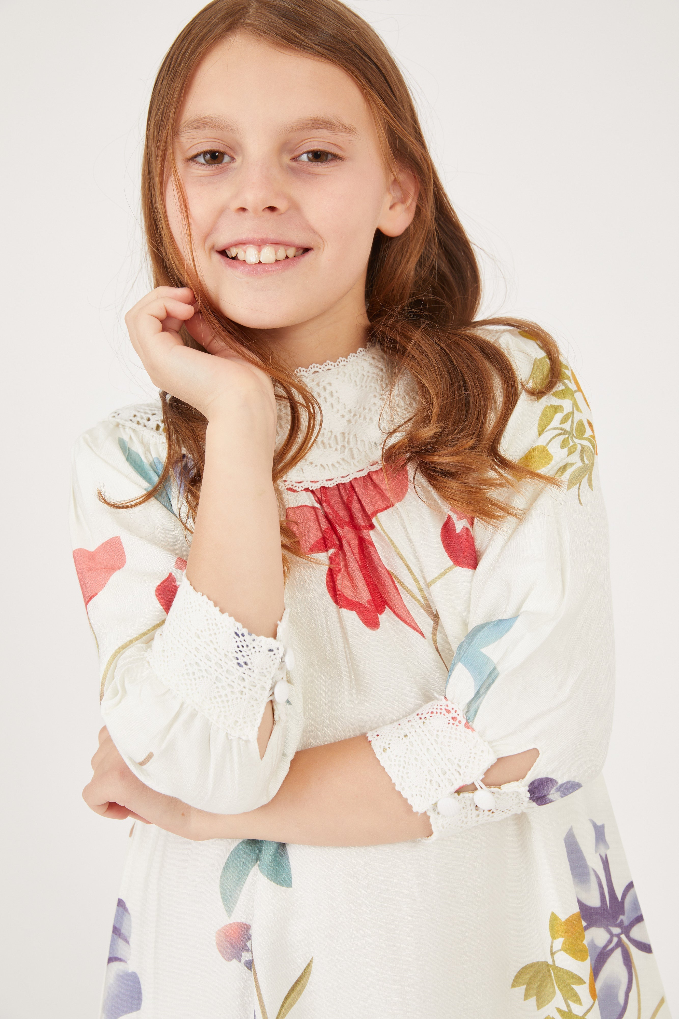 שמלה עם הדפס+ תחרות - FLOWERS 10