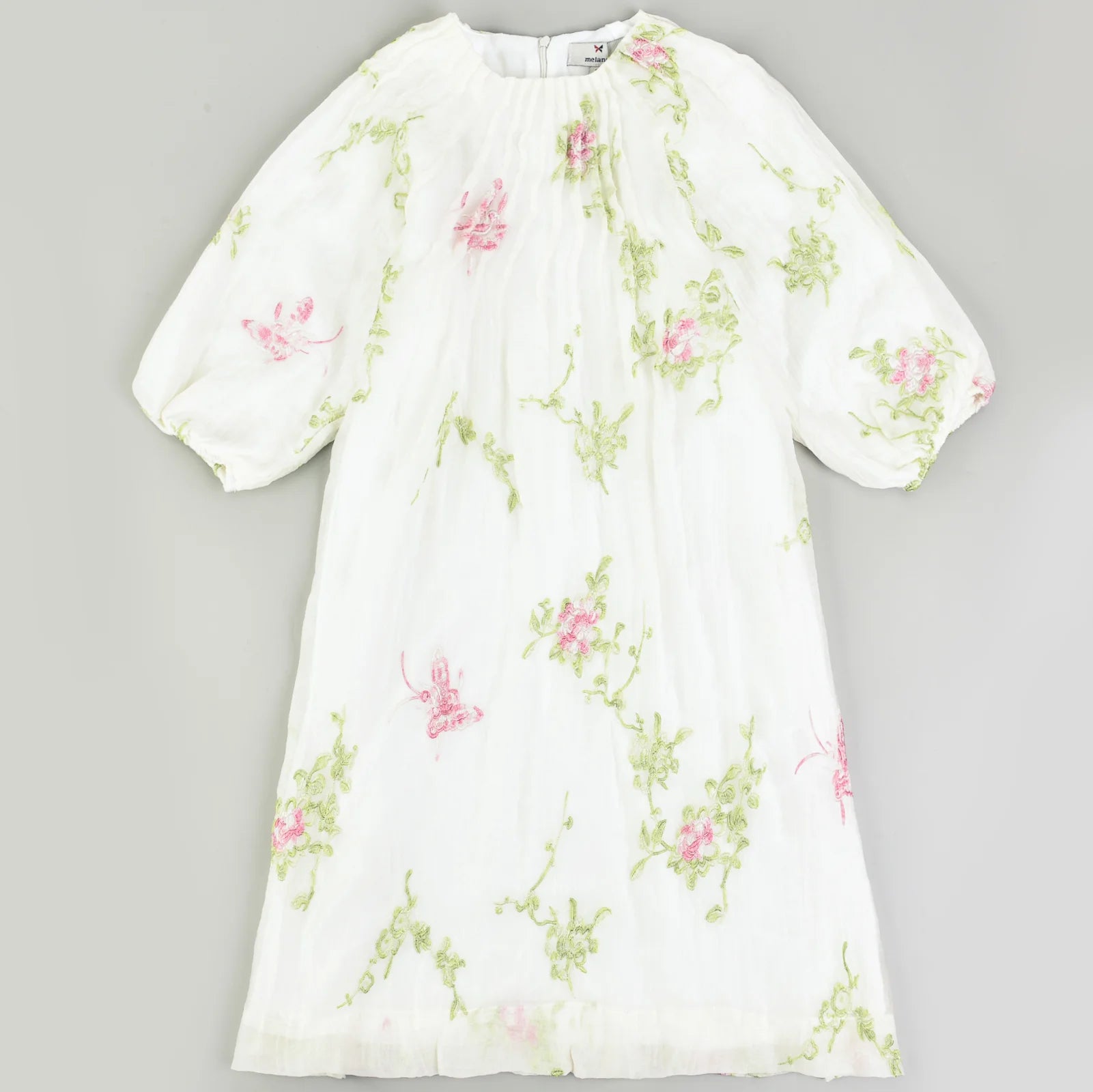 שמלה רקמת זר ופפיון - ורוד 14