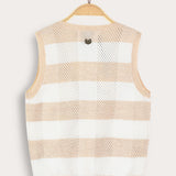 וסט סריג עם כפתורים - בז'