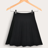 חצאית סריג עם קפלים - שחור