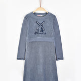 שמלת קטיפה עם תחנת רוח - ג'ינס