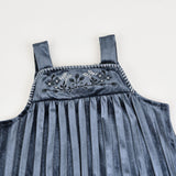 חלוק קפלים עם רקמה - כחול