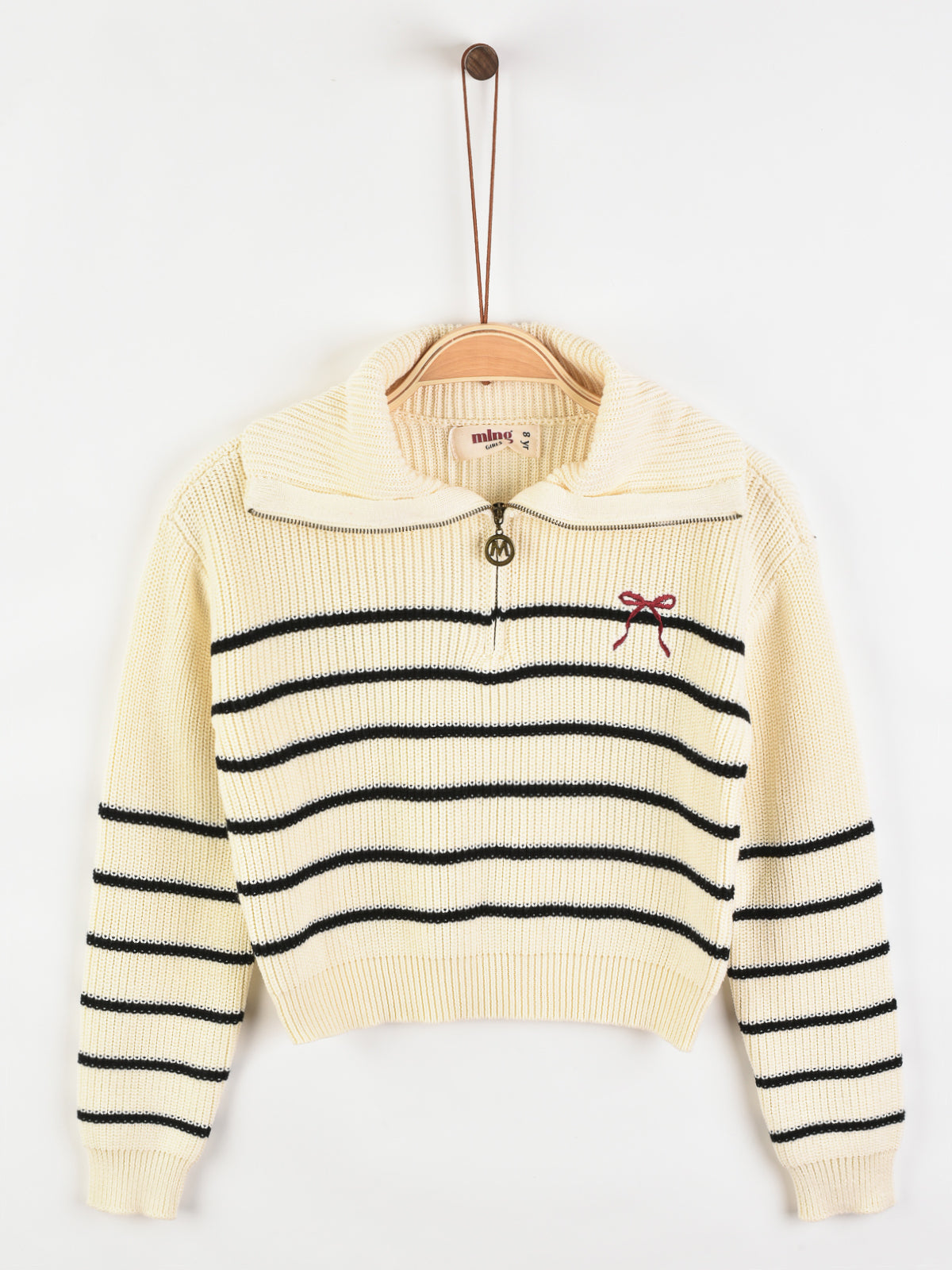 סוודר צווארון בשילוב רוכסן - שחור