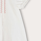 שמלת קפלים עם רקמה - קורל