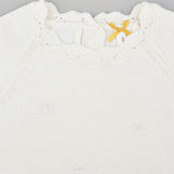 סוודר פפיונים במראה תחרה - שמנת