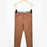 מכנסי סקיני עם כיסים - קאמל