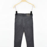 מכנסי סקיני עם כיסים - אפור