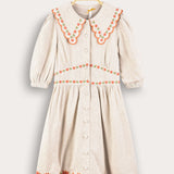 שמלת פשתן עם רקמת פרחים - בז׳