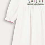 שמלת כיווצים בסיומת גלים - שמנת