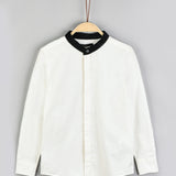 חולצה מכופתרת צווארון קטיפה - שחור